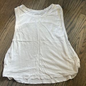 Lululemon Women’s Cropped Muscle Tank